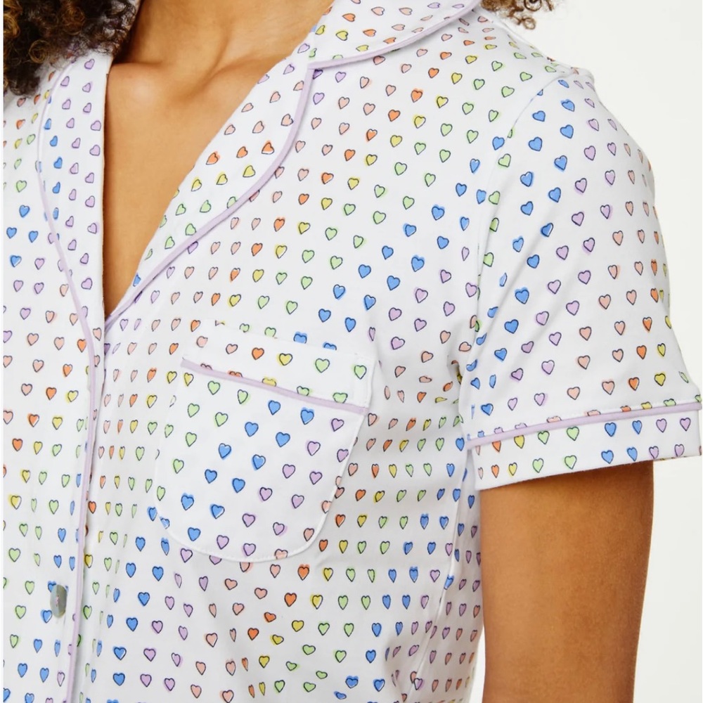 NWT. Roller Rabbit SAME DAY SHIP! Sz Medium Disco Hearts pattern shorts set.